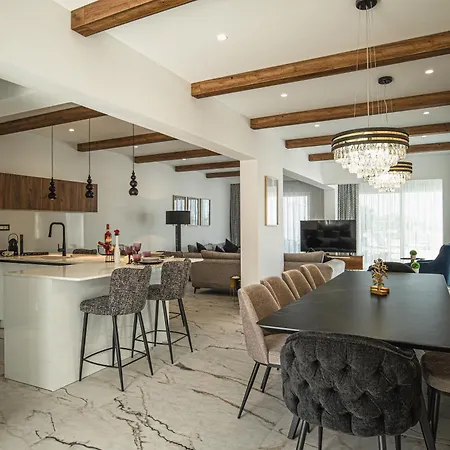 Lofos Luxury Villa *