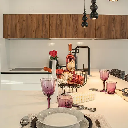 Lofos Luxury Villa *