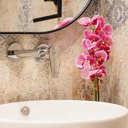 Lofos Luxury Kalithies