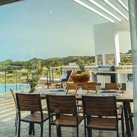 Lofos Luxury Villa